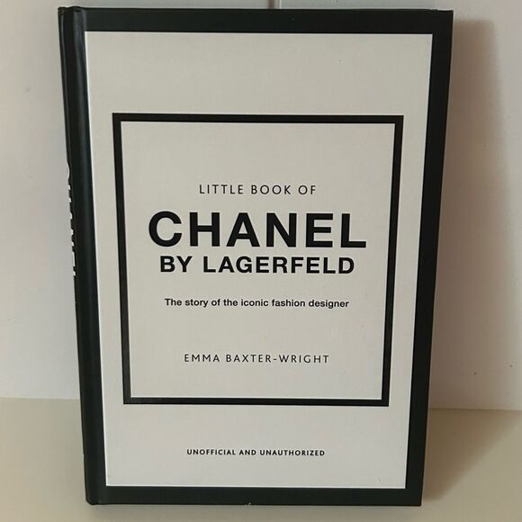 CHANEL by Lagerfeld Little book of CHANEL New - Picture 1 of 7
